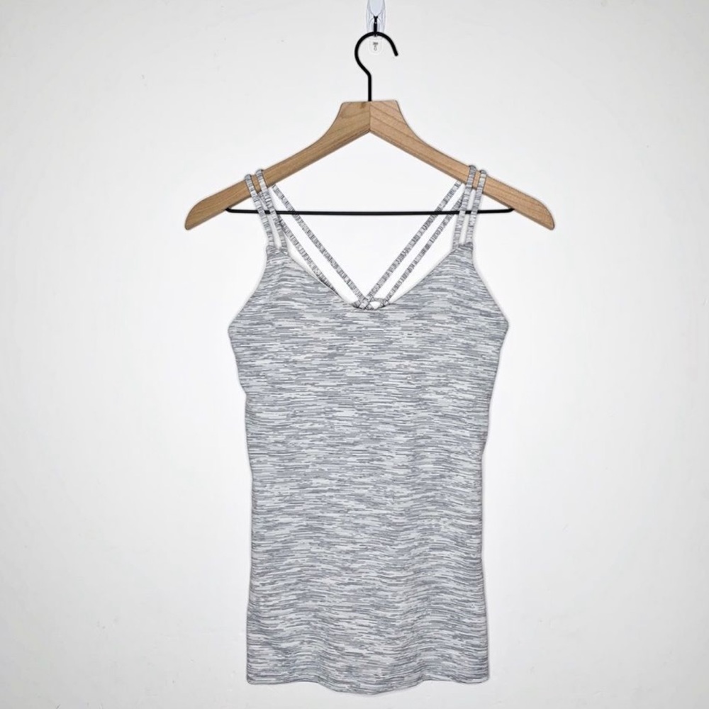 Lululemon Create Your Calm Tank in Space Dye Gray. Size 8